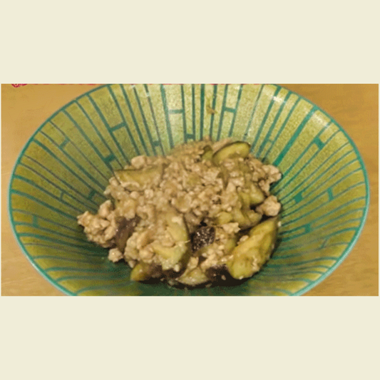 鶏ひき肉とナスの味噌炒め